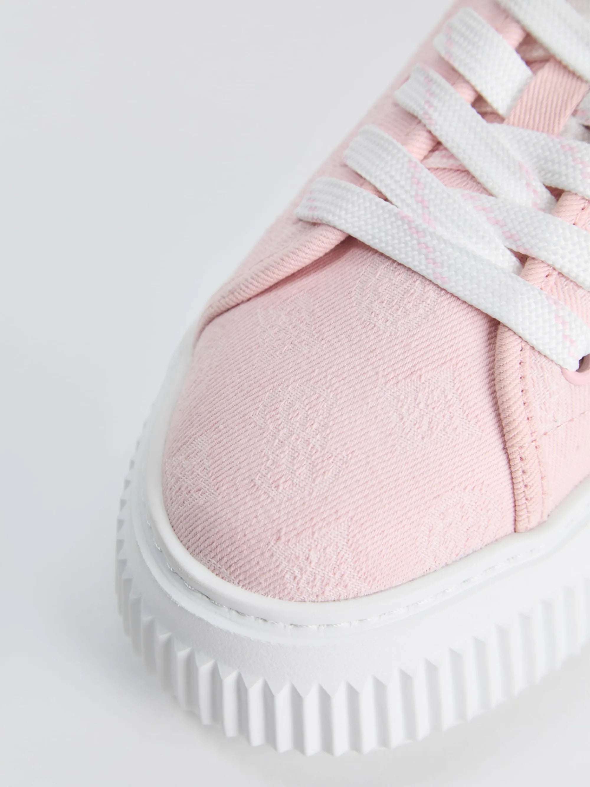 Light Pink 680