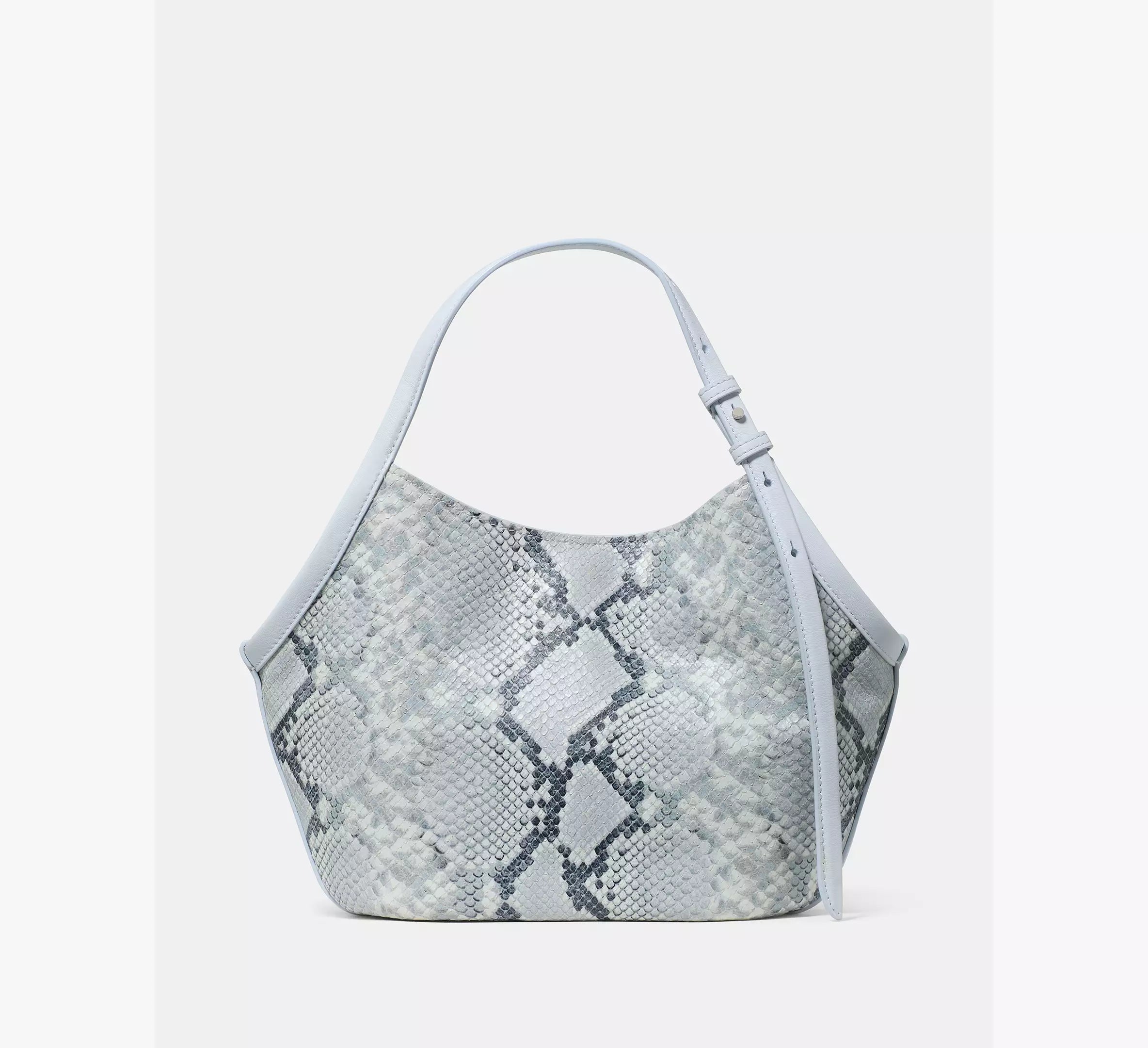 Pale Sapphirine