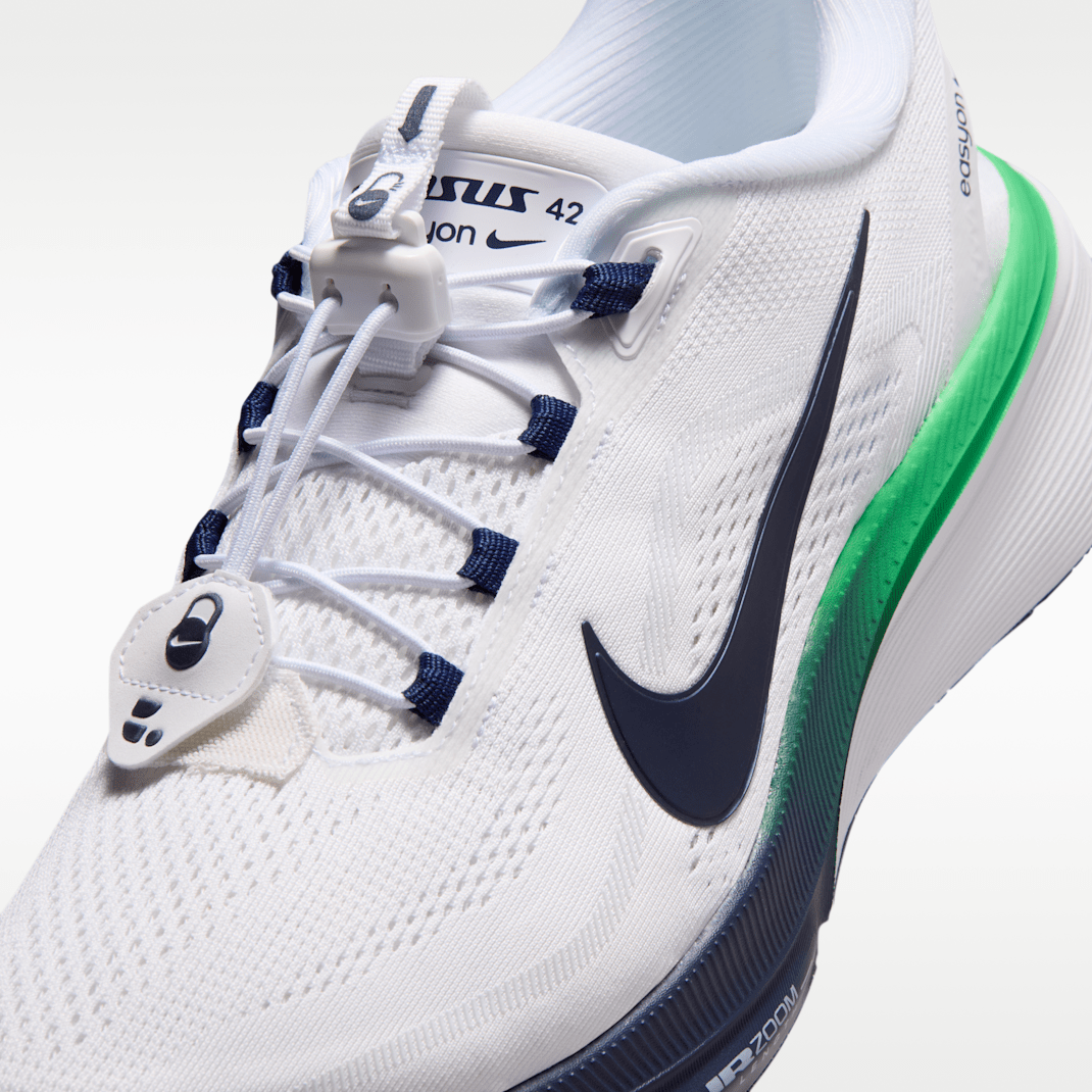 White/Green Spark/Midnight Navy