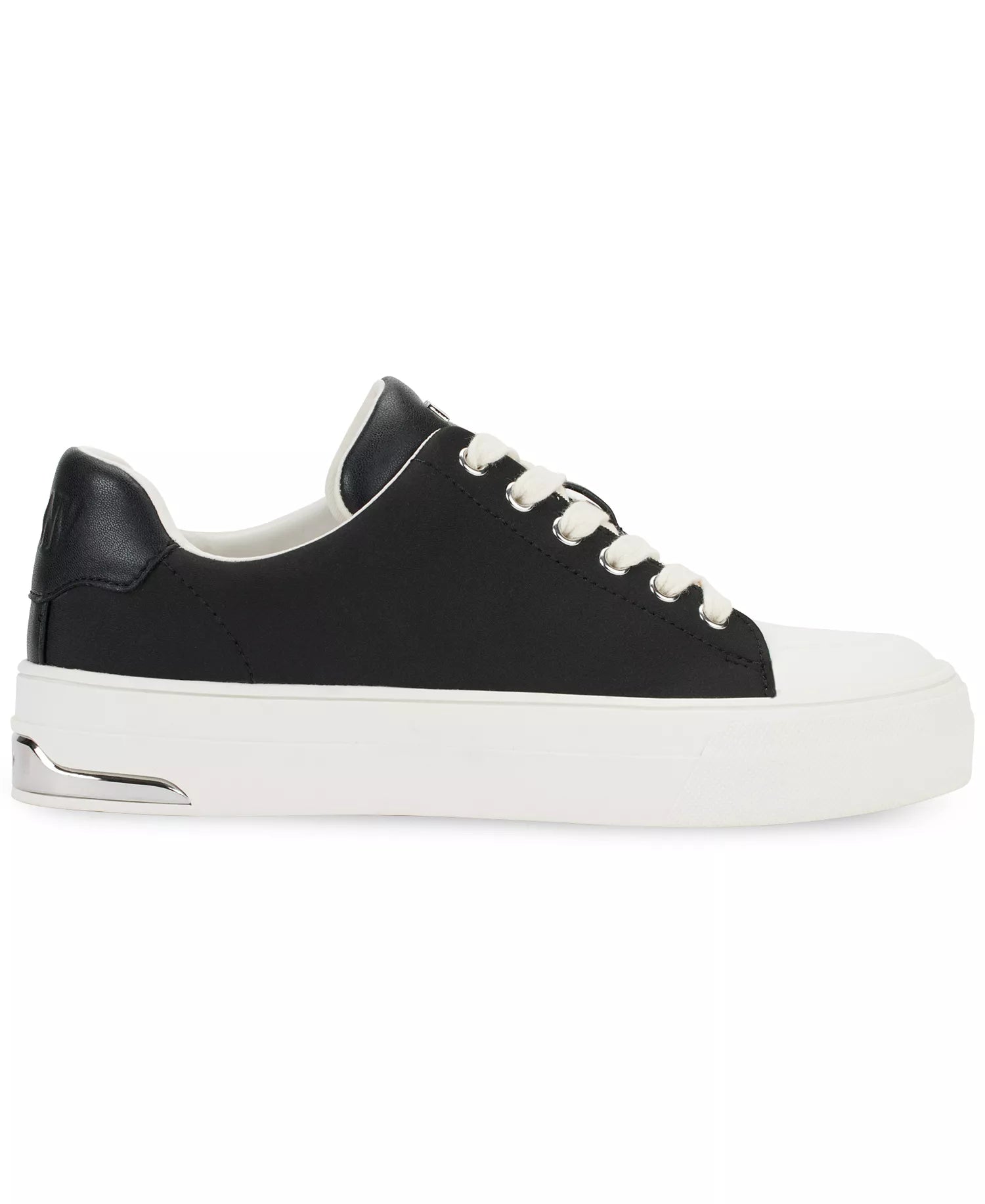 Black/ Eggnog