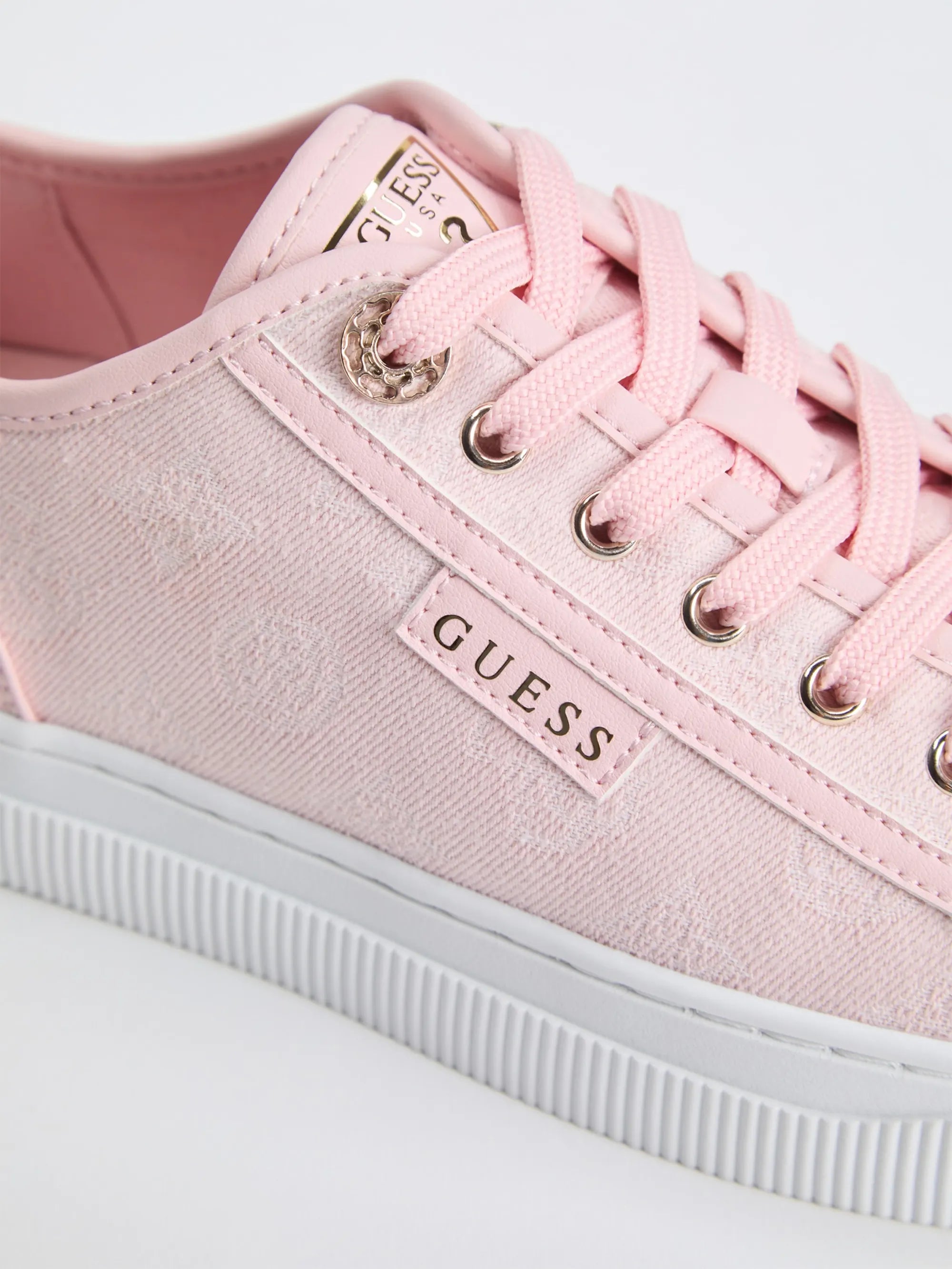 Light Pink 680