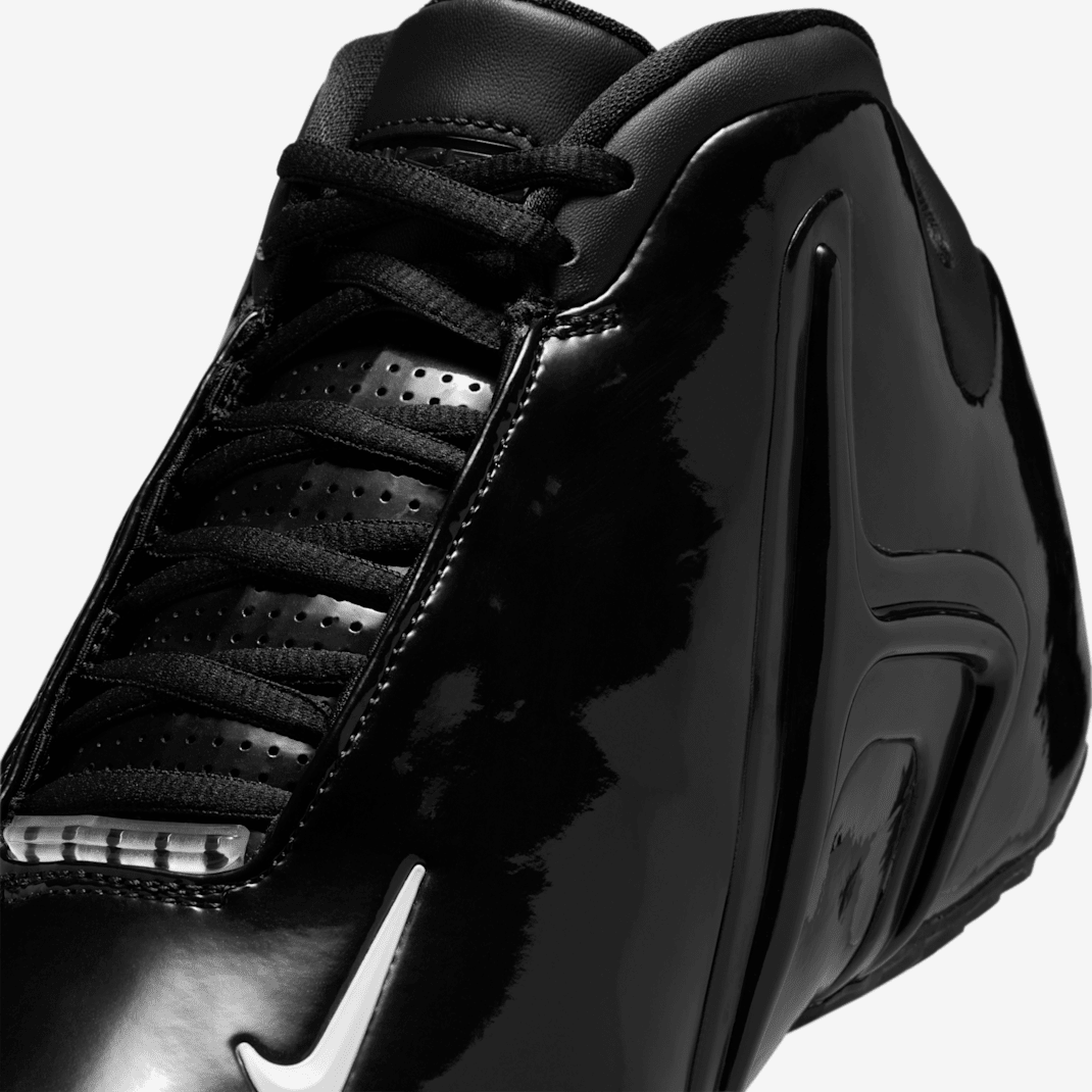 Black/Black/White