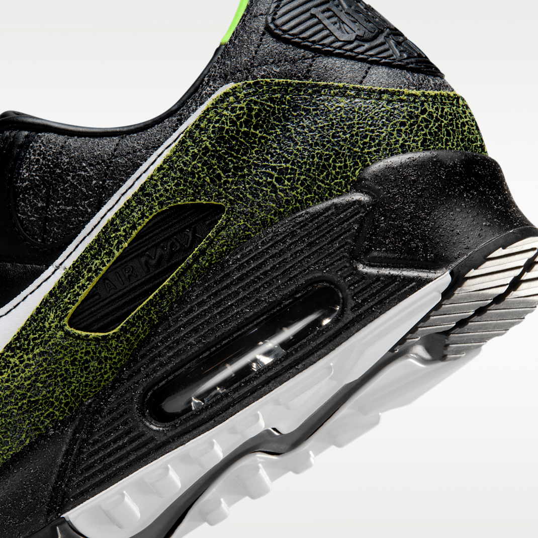 Black/Black/Voltage Green/White