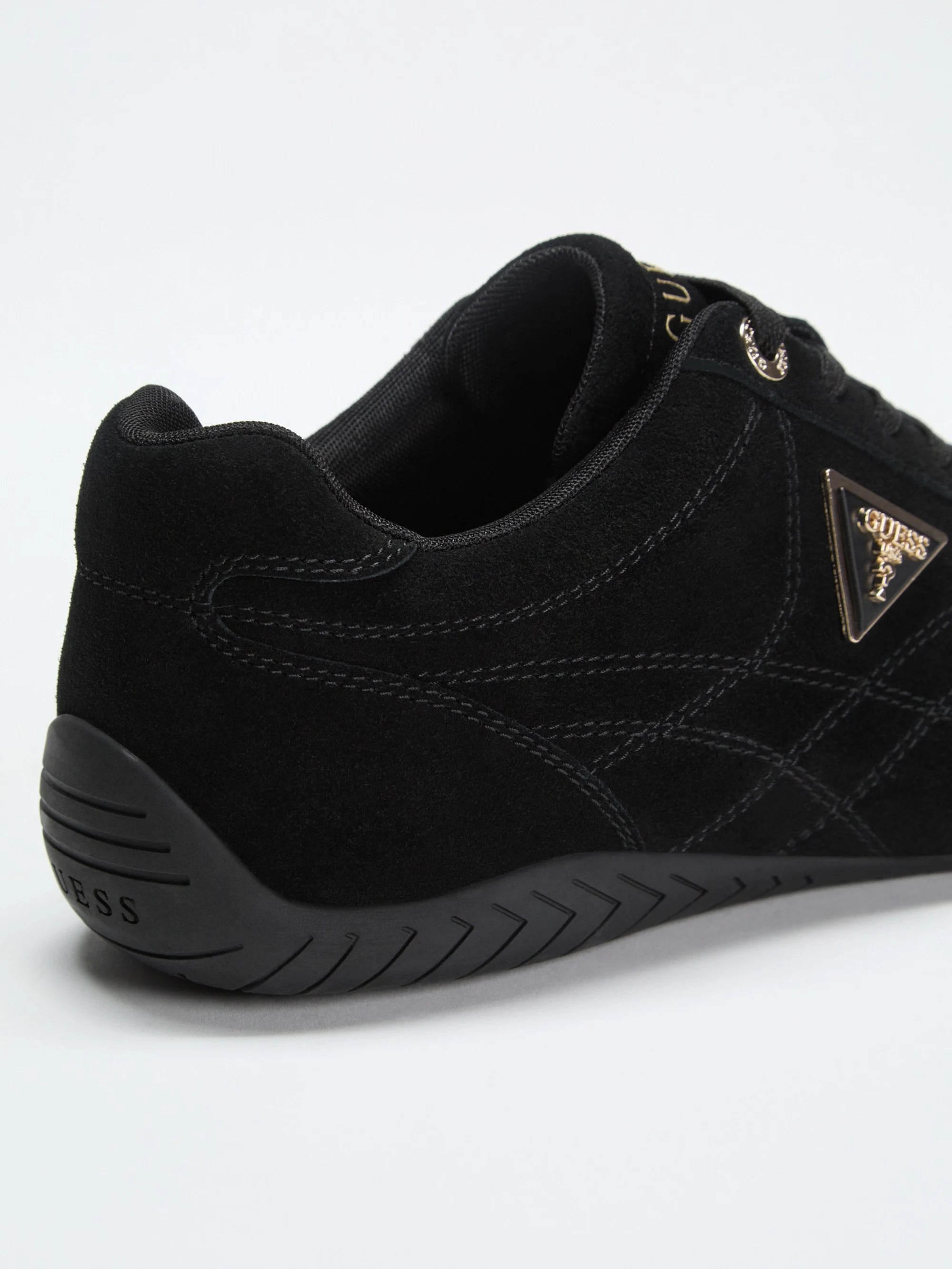 Black 001