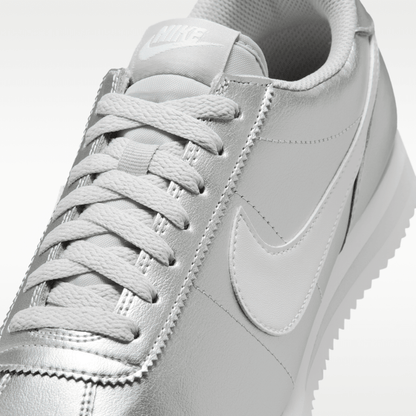 Metallic Silver/Grey Fog/White