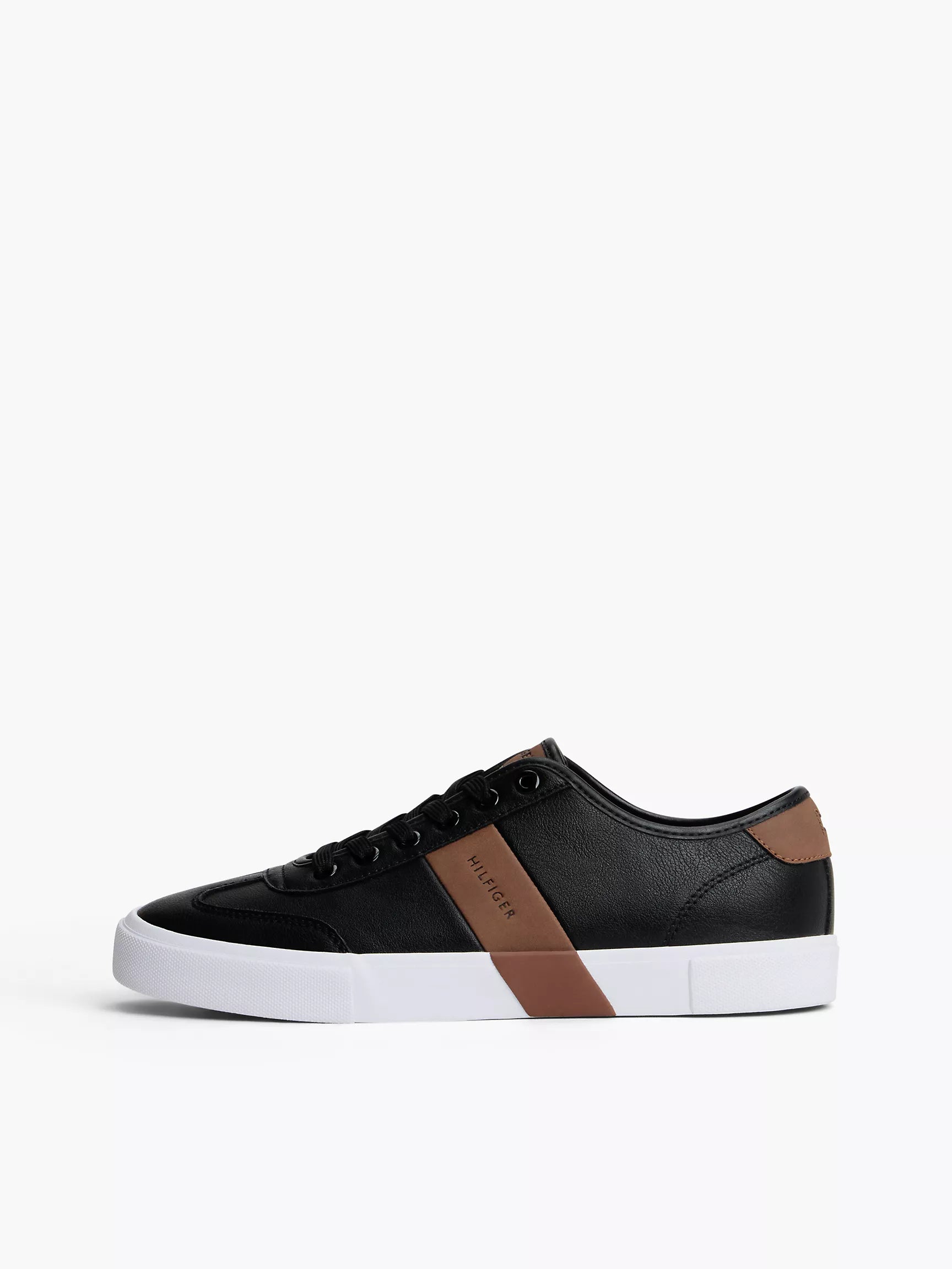 Black/Cognac
