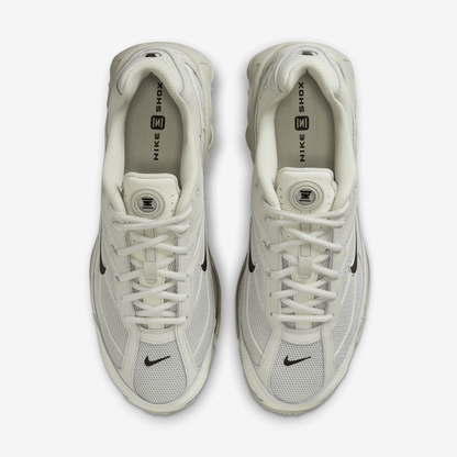 Light Bone/Black/Metallic Black