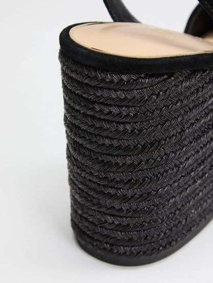 Black 001