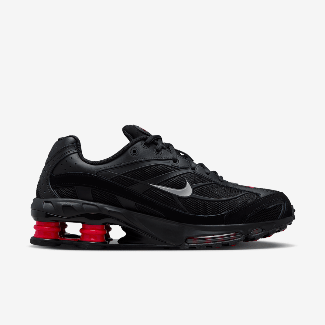 Black/University Red/Medium Ash/Metallic Silver