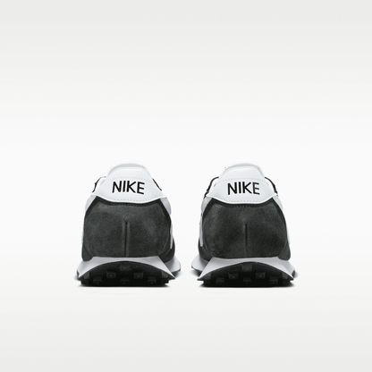 Black/White