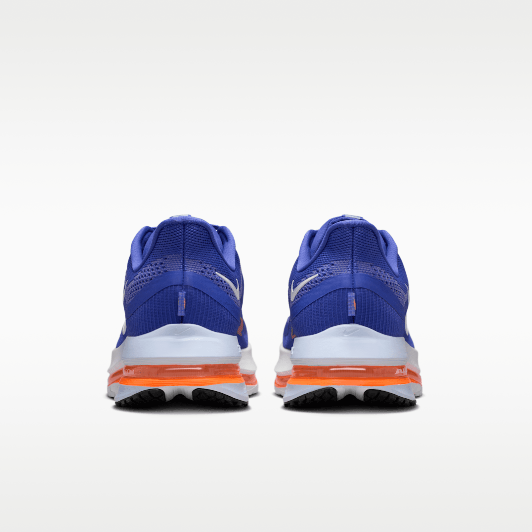 Lapis/Total Orange/Off Noir/White