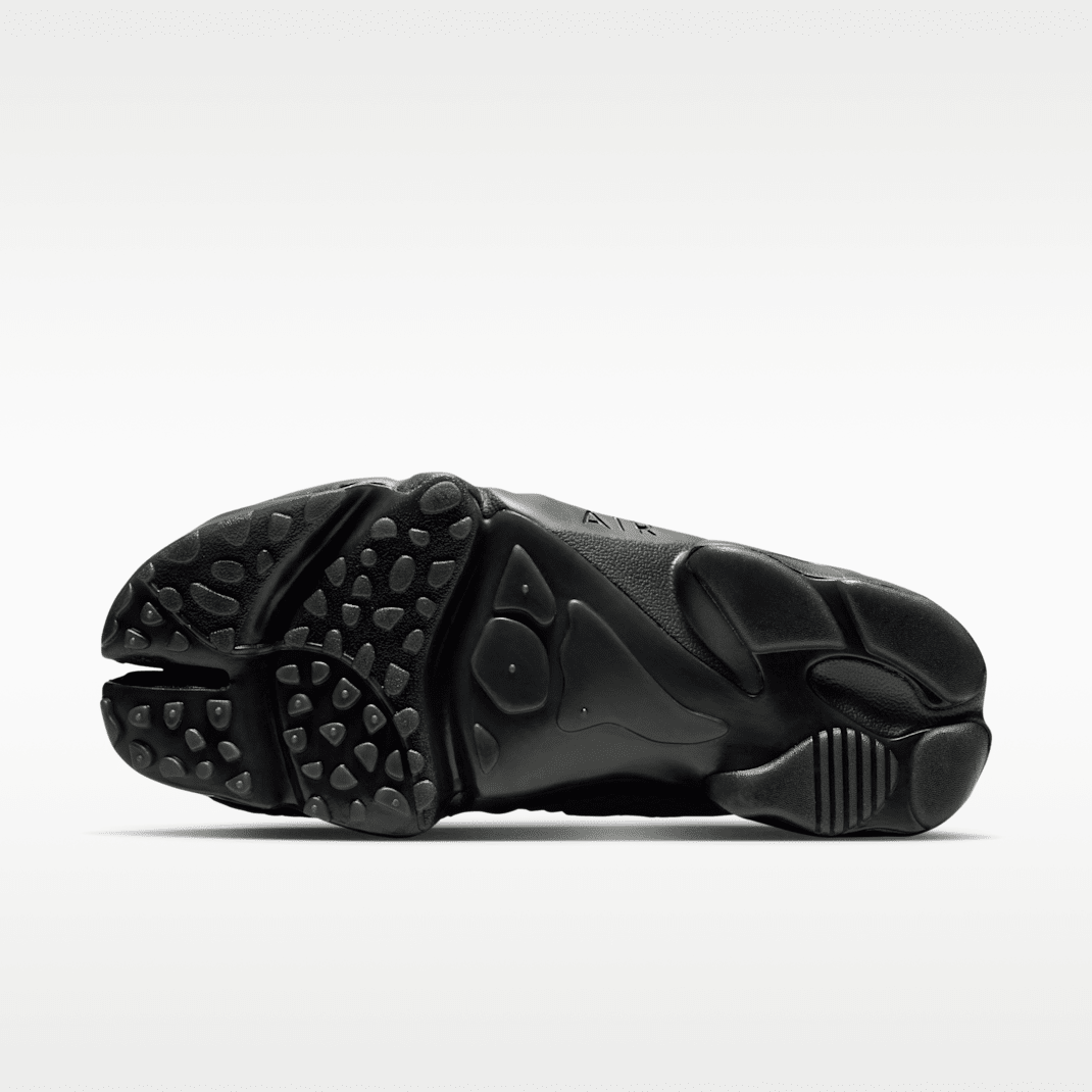 Black/White/Black