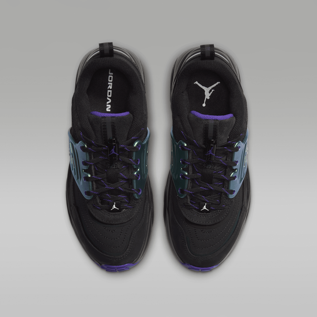 Black/Dark Concord/White/Multi-Color