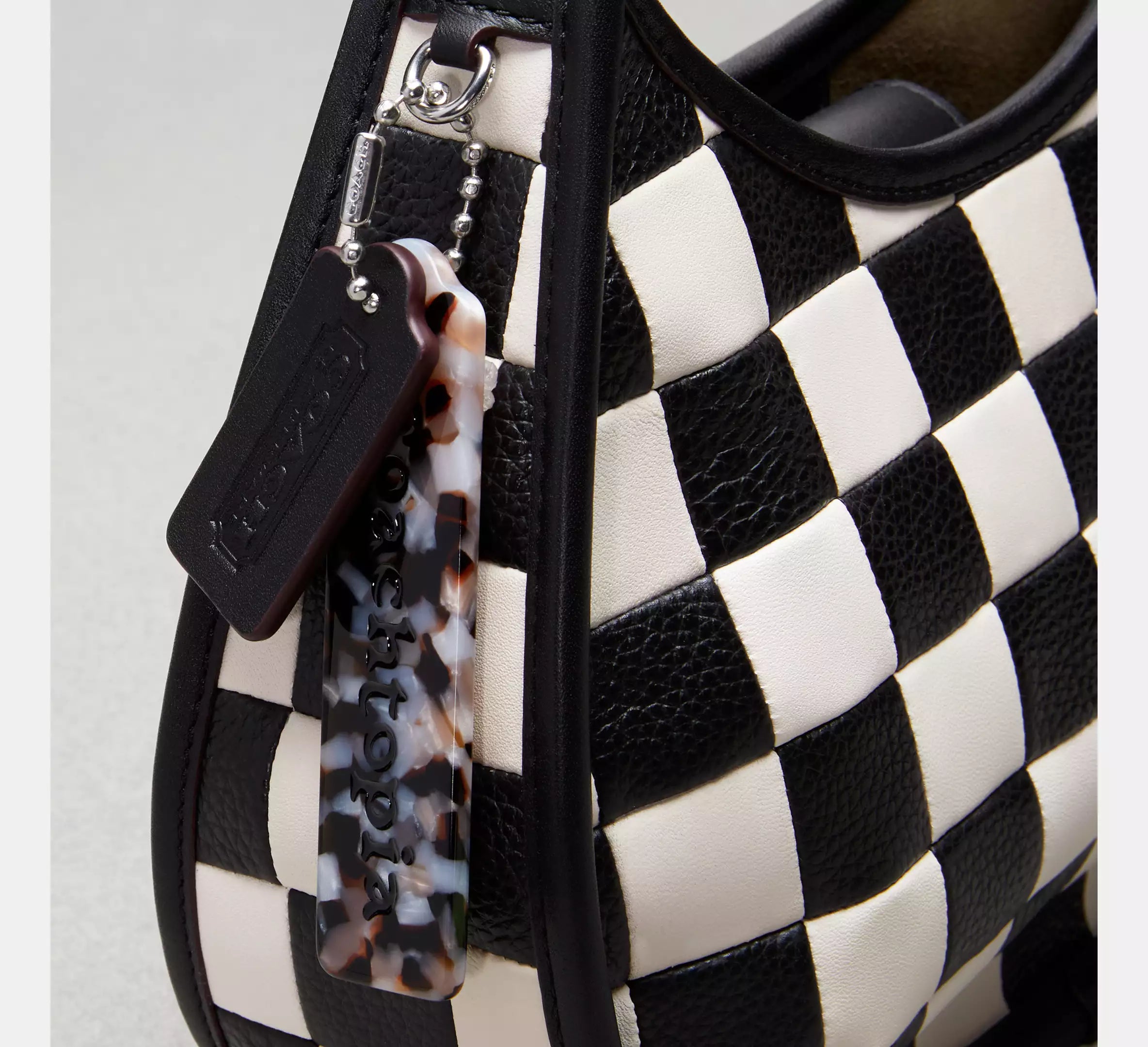 Black/Chalk