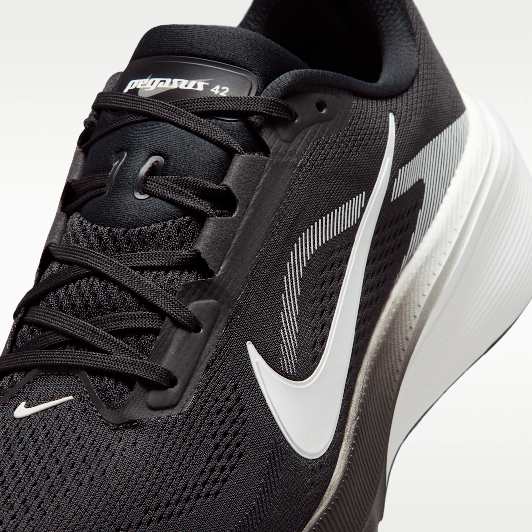Black/Photon Dust/White