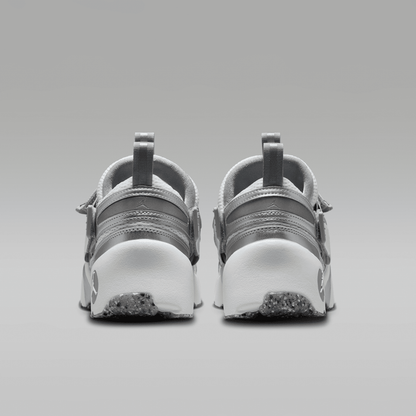 Wolf Grey/Reflective Silver/Summit White