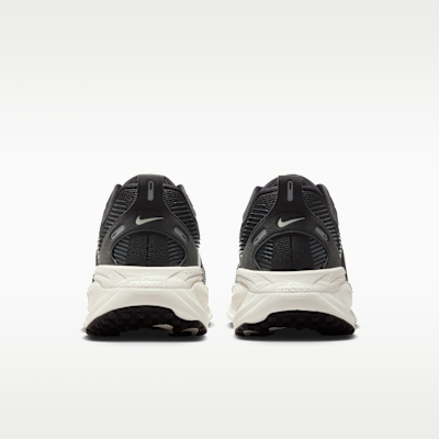 Black/Coconut Milk/Light Iron Ore/Summit White 2