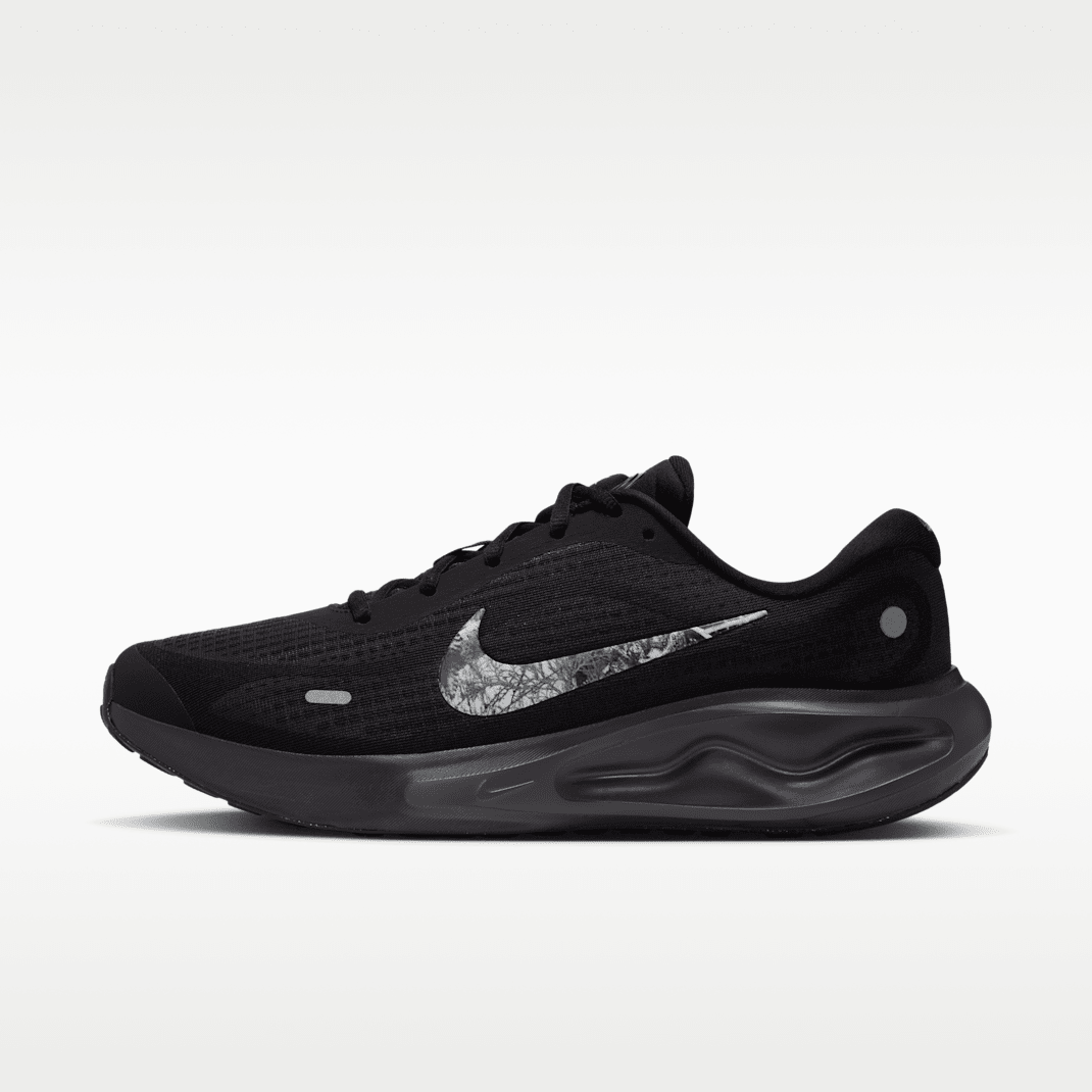 Black/Dark Smoke Grey/Iron Grey/White