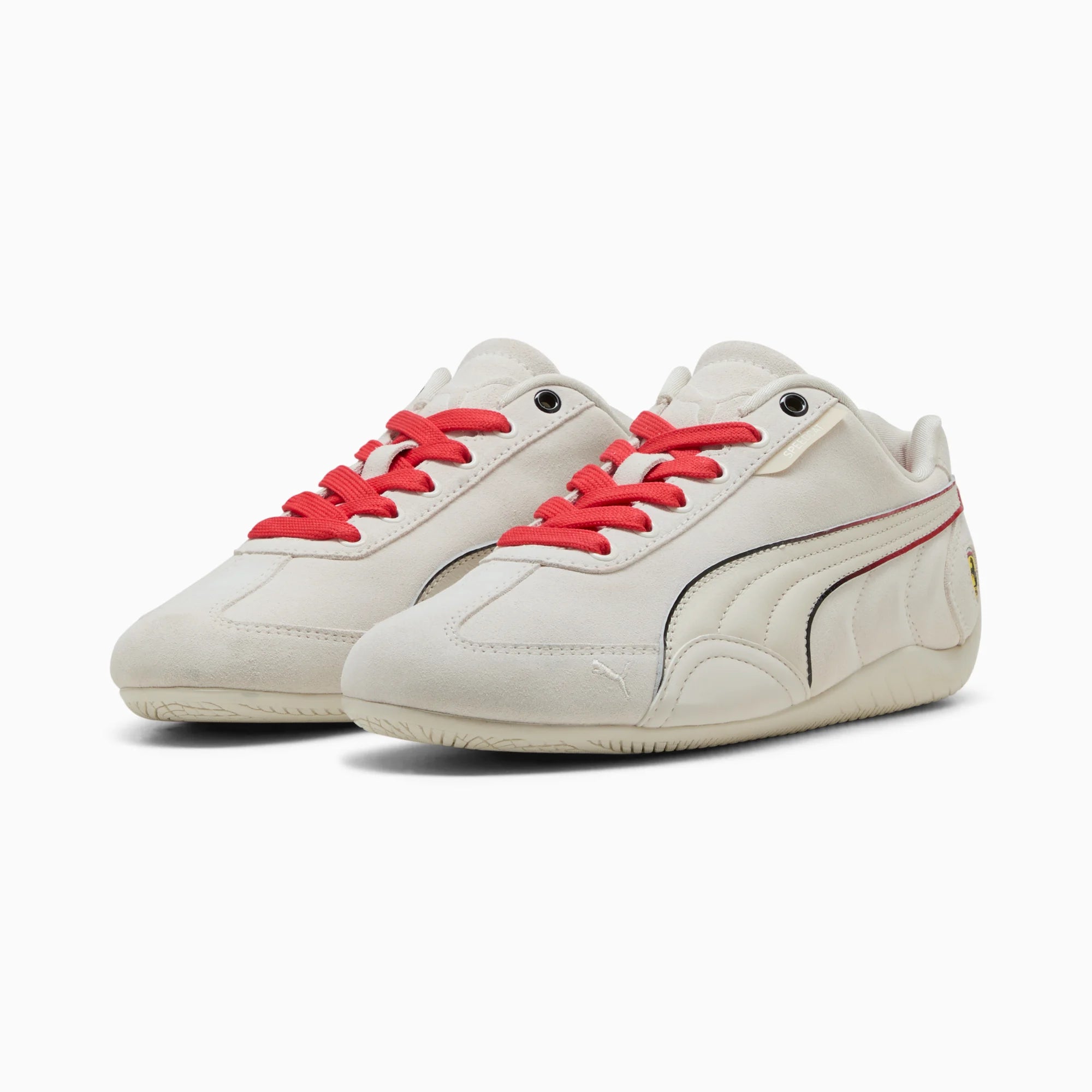 Vapor Gray-Rosso Corsa