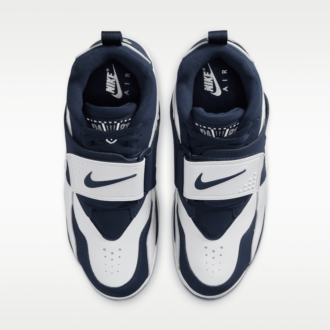 White/Metallic Silver/College Navy