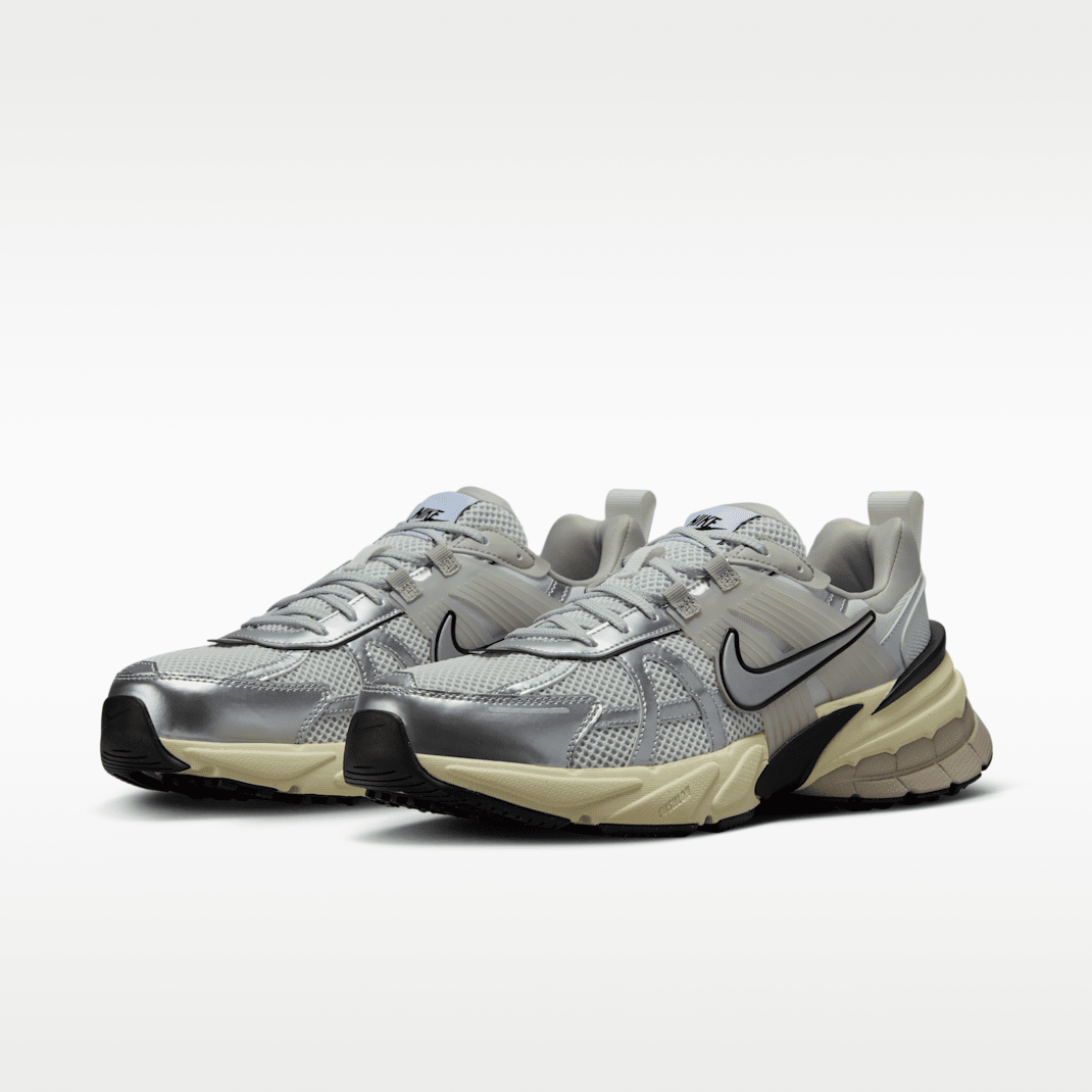 Summit White/Pure Platinum/Light Iron Ore/Metallic Silver