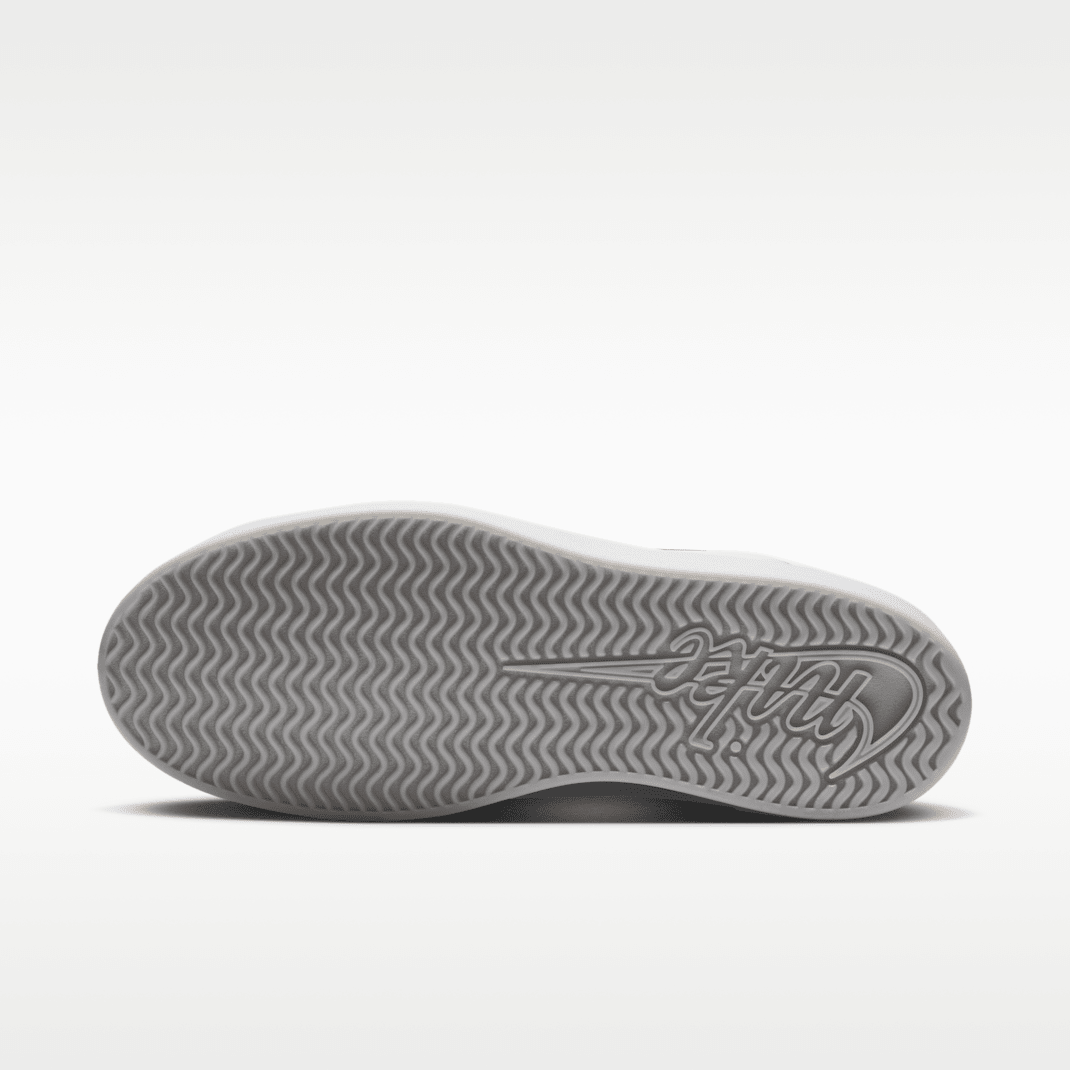Pure Platinum/Wolf Grey/Black/Metallic Silver
