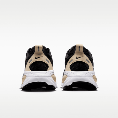 Black/Team Gold/White