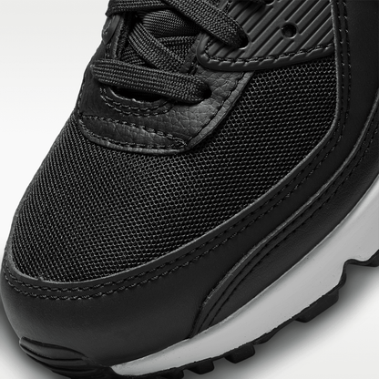 Black/Black/White