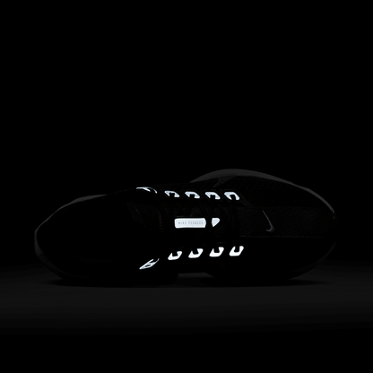 Black/Anthracite/White/Pure Platinum