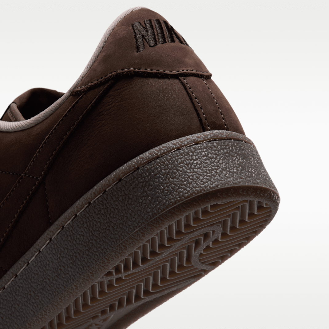Light Chocolate/Gum Dark Brown/Shadow Brown/Light Chocolate