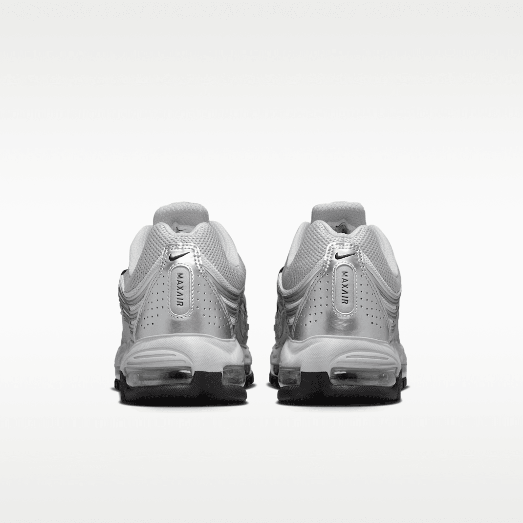 Flat Silver/Metallic Silver/Black/Metallic Silver