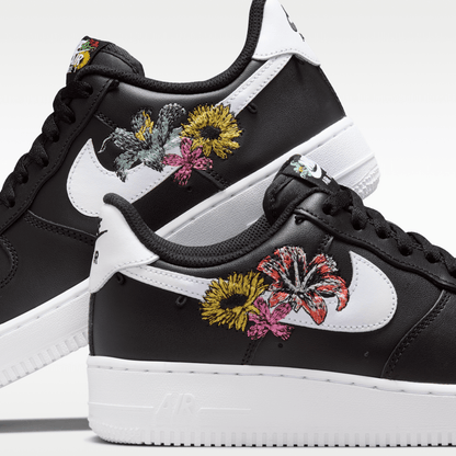 Black/Metallic Gold/White/White
