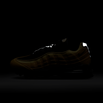 Varsity Maize/Black/Metallic Silver/Black