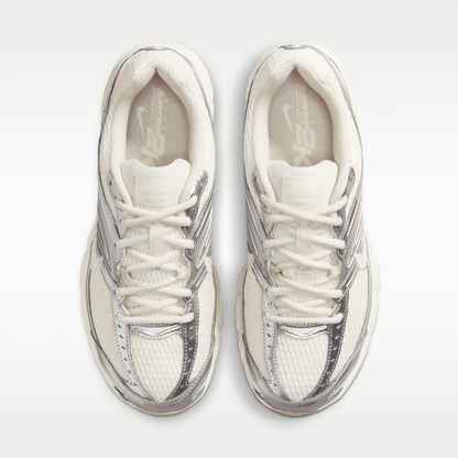 Pale Ivory/Metallic Silver/Light Orewood Brown/Sail