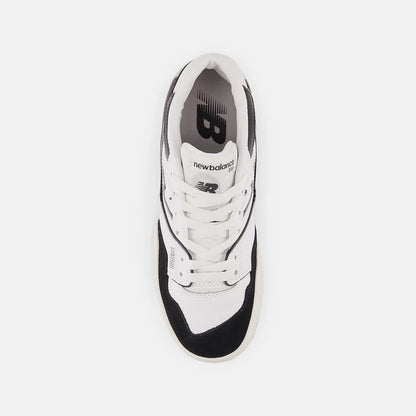 White With Black And Rain Cloud