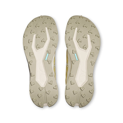 Pelican | White