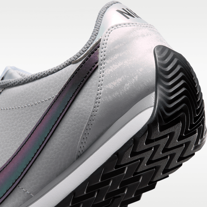 Pure Platinum/Dark Smoke Grey/White/Black