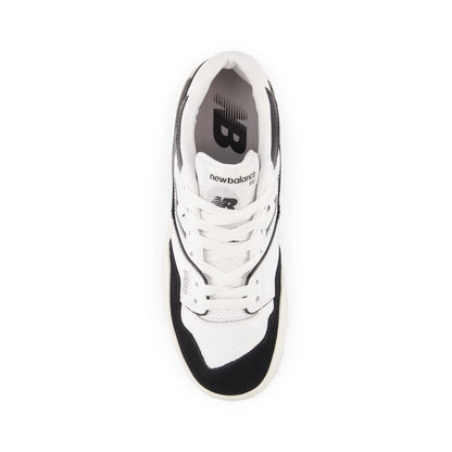 White With Black And Rain Cloud