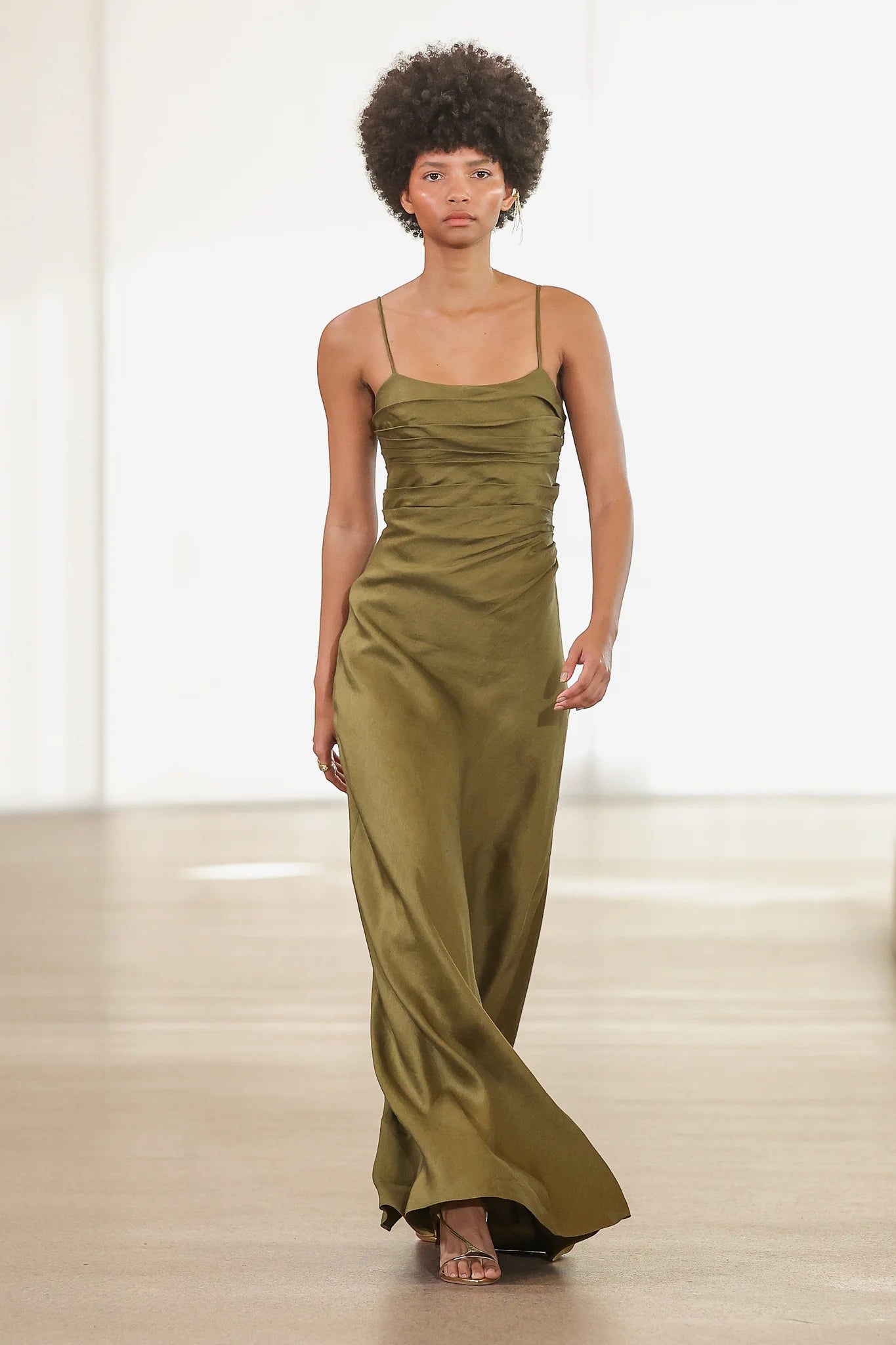 DEEP OLIVE