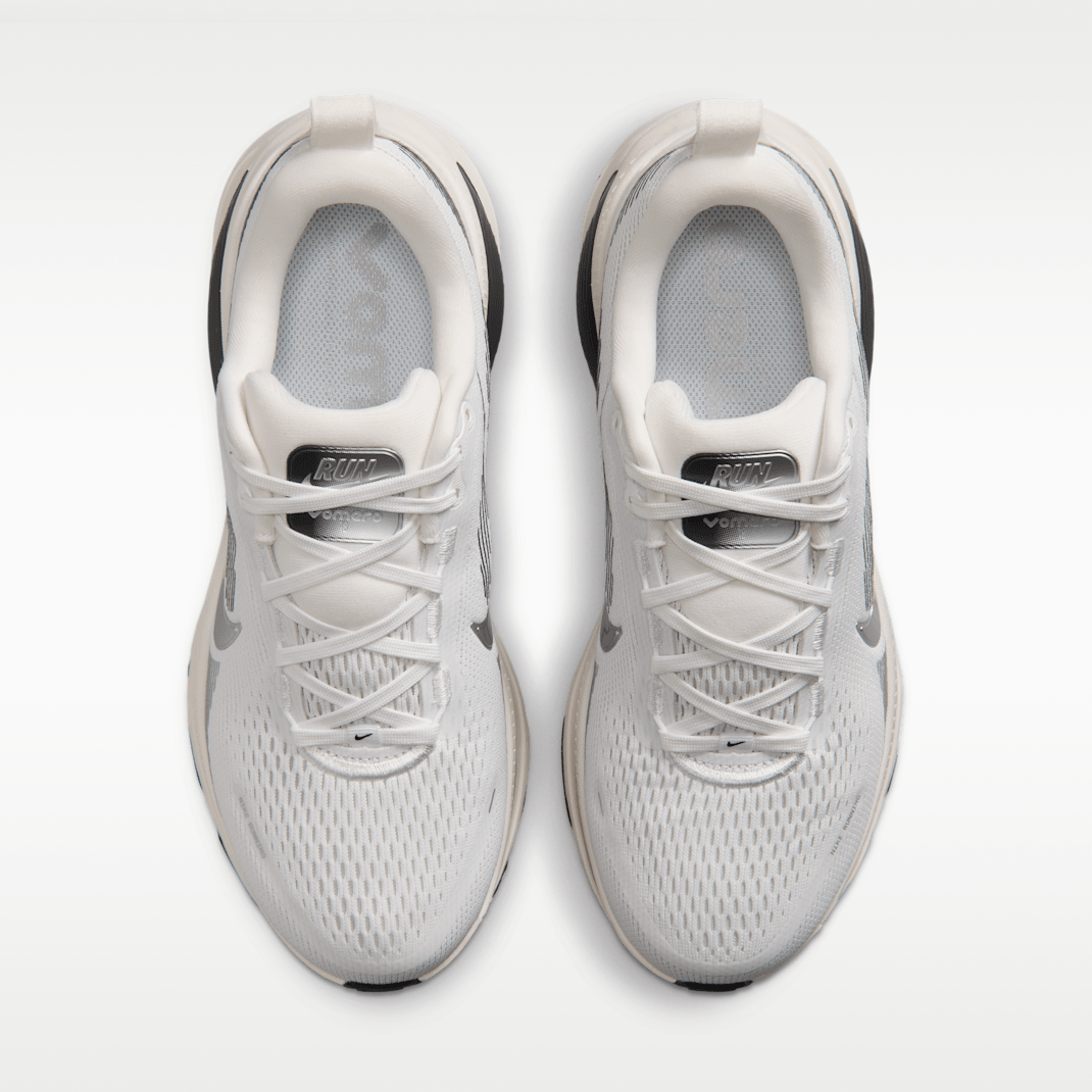 Summit White/Sail/Photon Dust/Metallic Silver