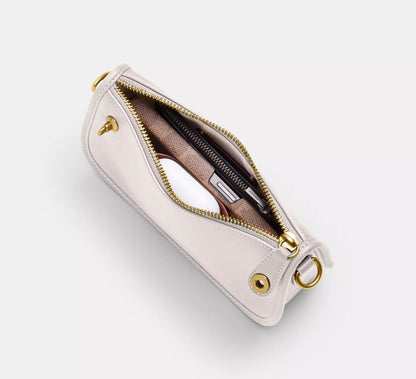Brass/Chalk