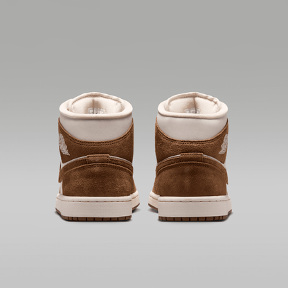 Light British Tan/Chalk