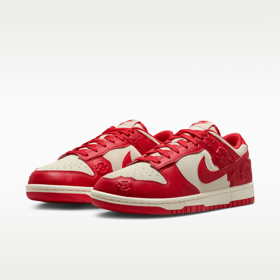 Coconut Milk/Pale Ivory/Black/University Red