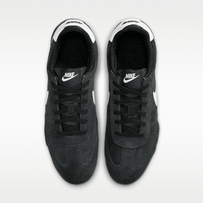 Black/Sail