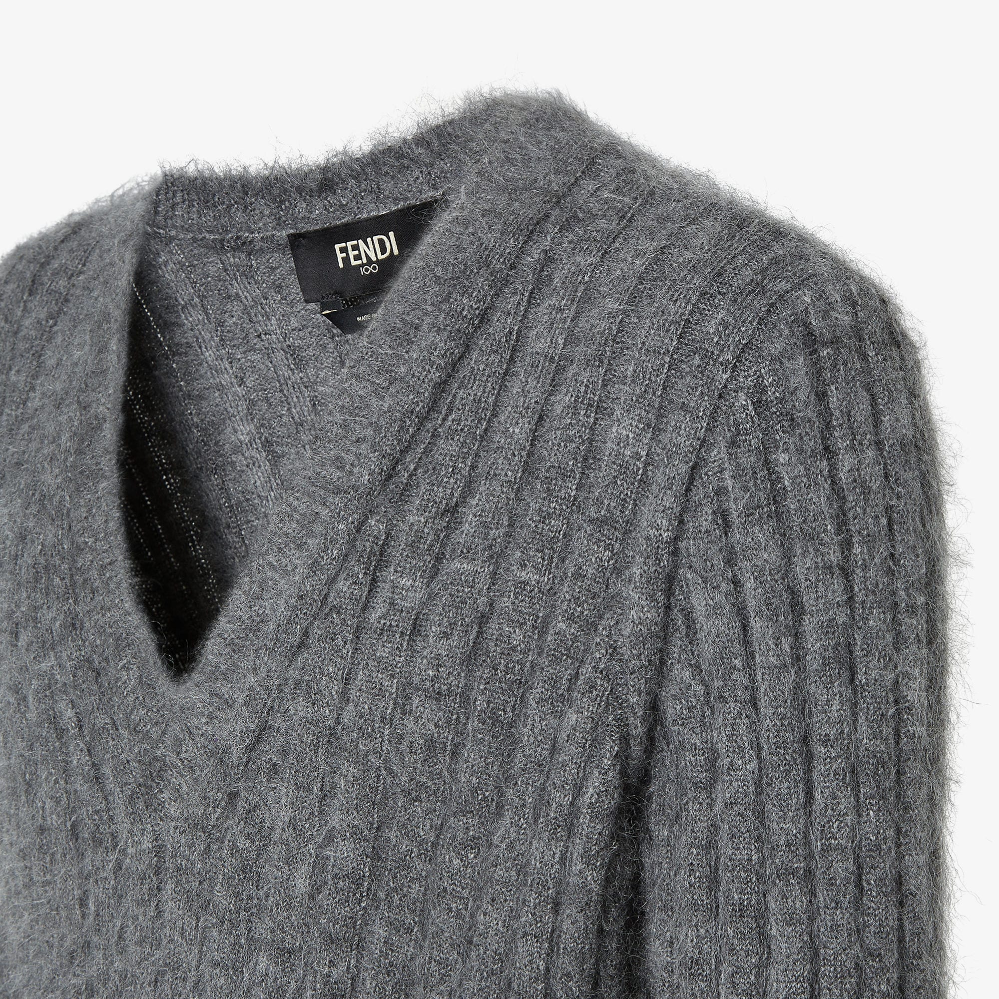 Gris