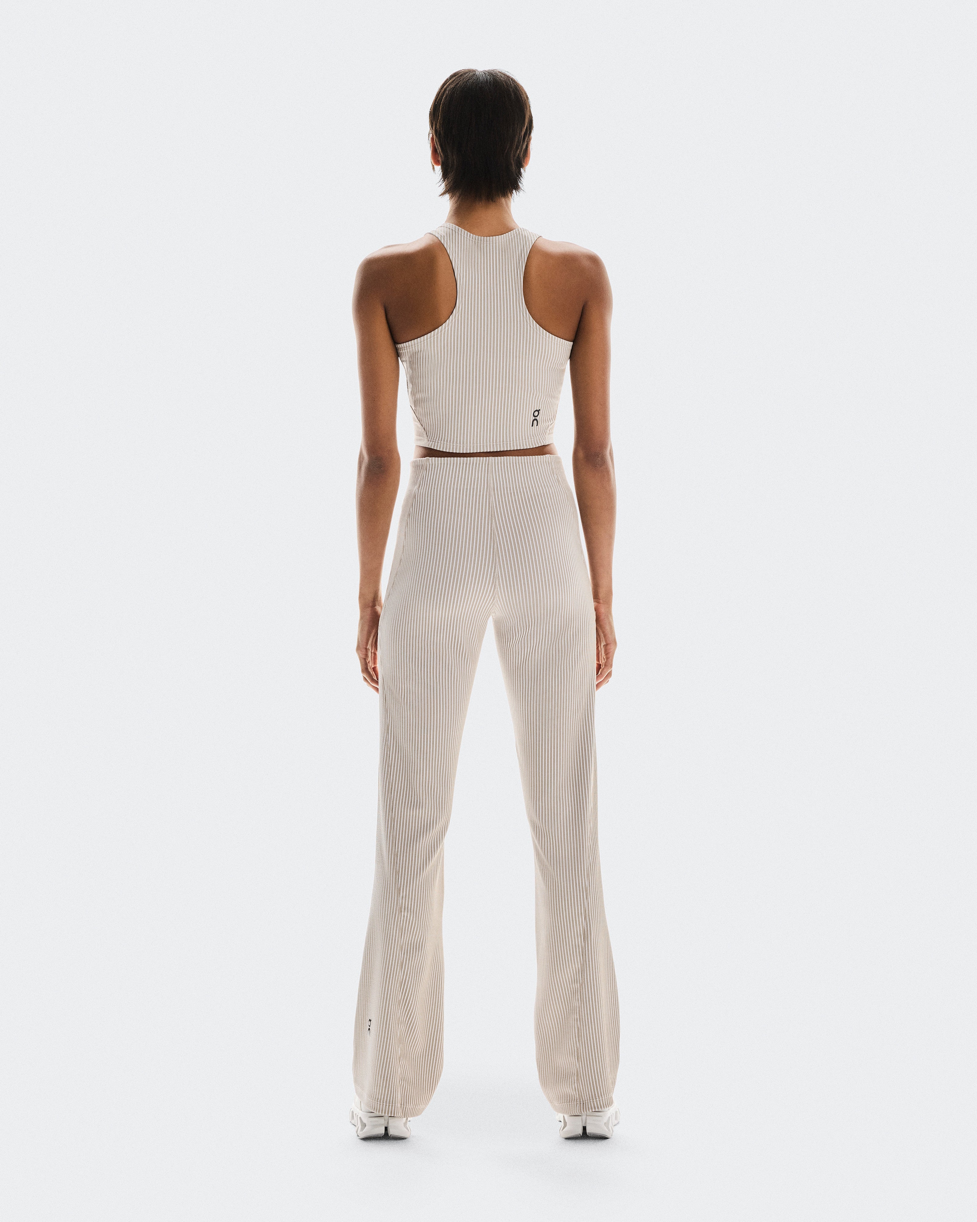 Desert | White