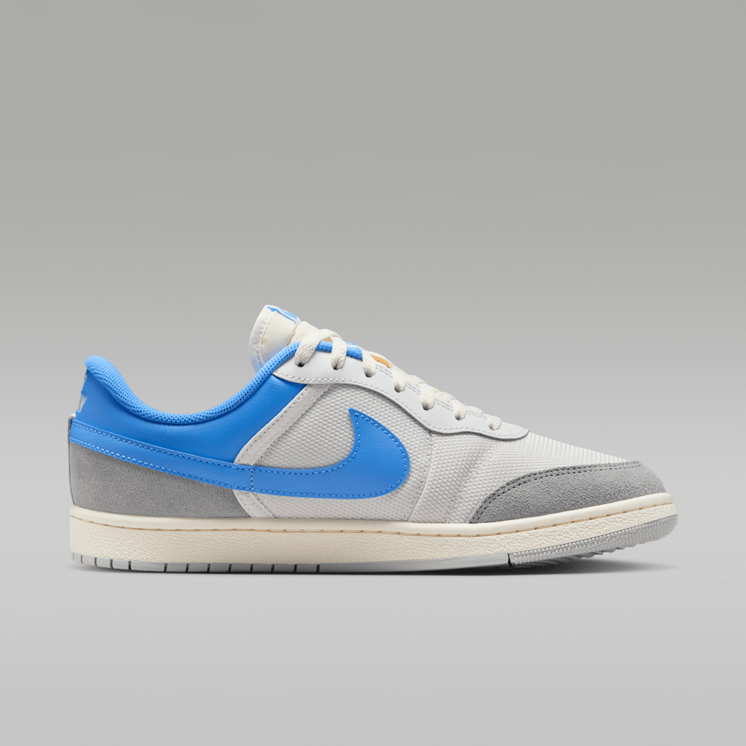 Summit White/Light Smoke Grey/Sail/University Blue