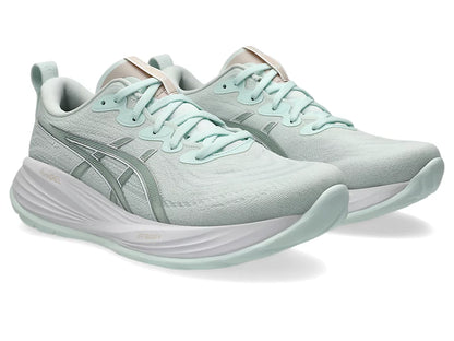 Pure Aqua/White