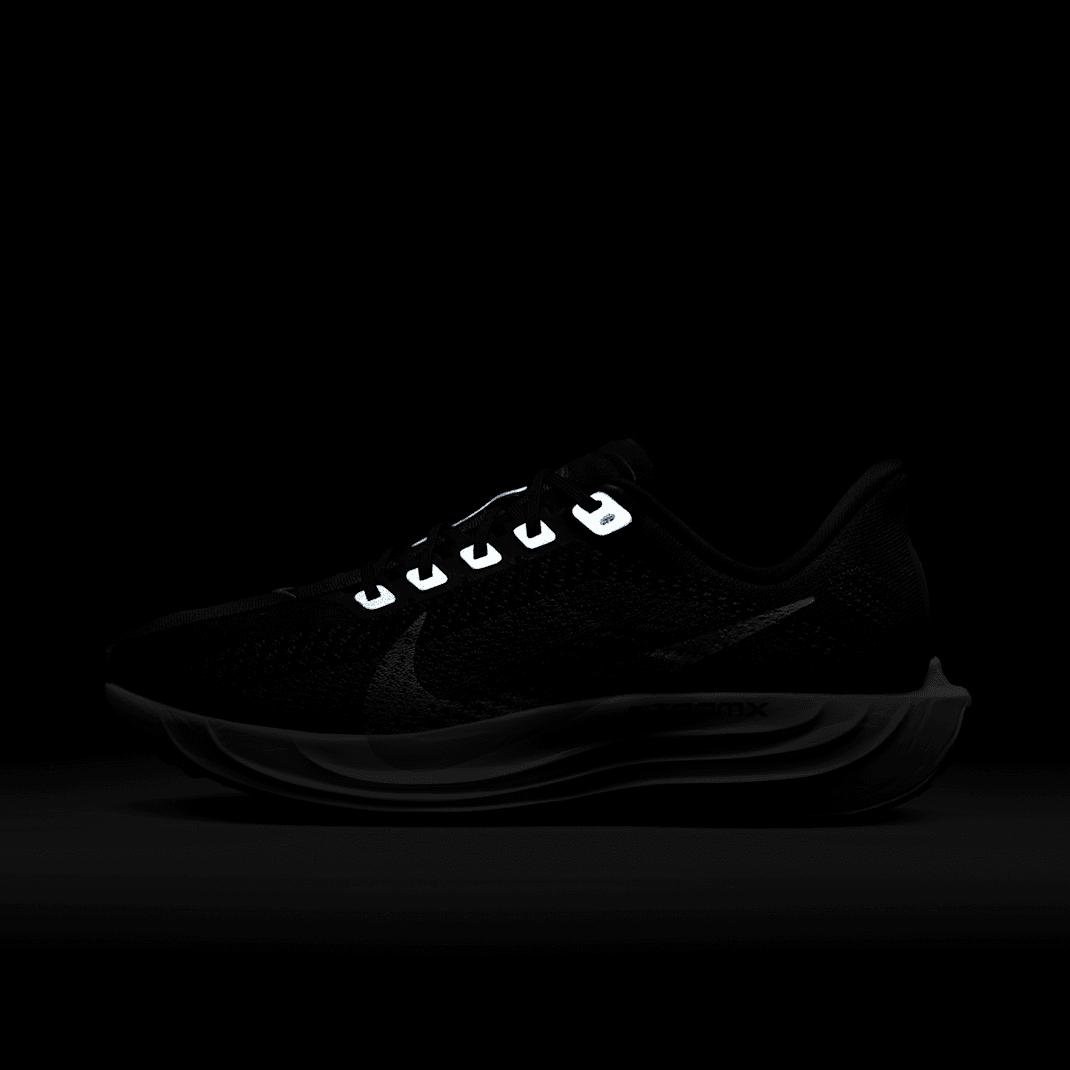 Black/Anthracite/White/Pure Platinum