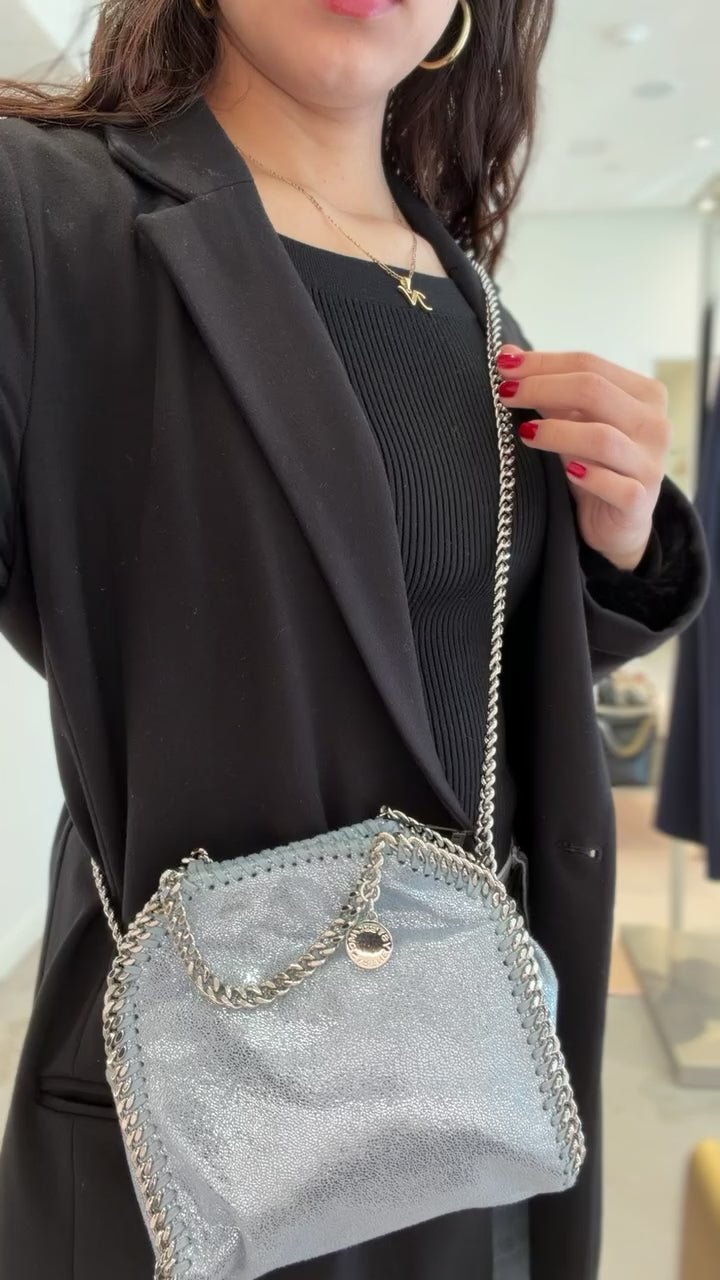 تحميل الفيديو: Stella McCartney Falabella Mini Tote - Light Blue